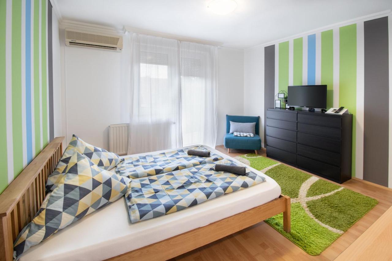 Lux Apartmanok Hajduszoboszlo Exterior photo